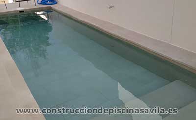 Construcción Piscinas de Obra de Porcelánico Ávila