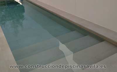 Construcción Piscinas de Obra de Porcelánico Ávila